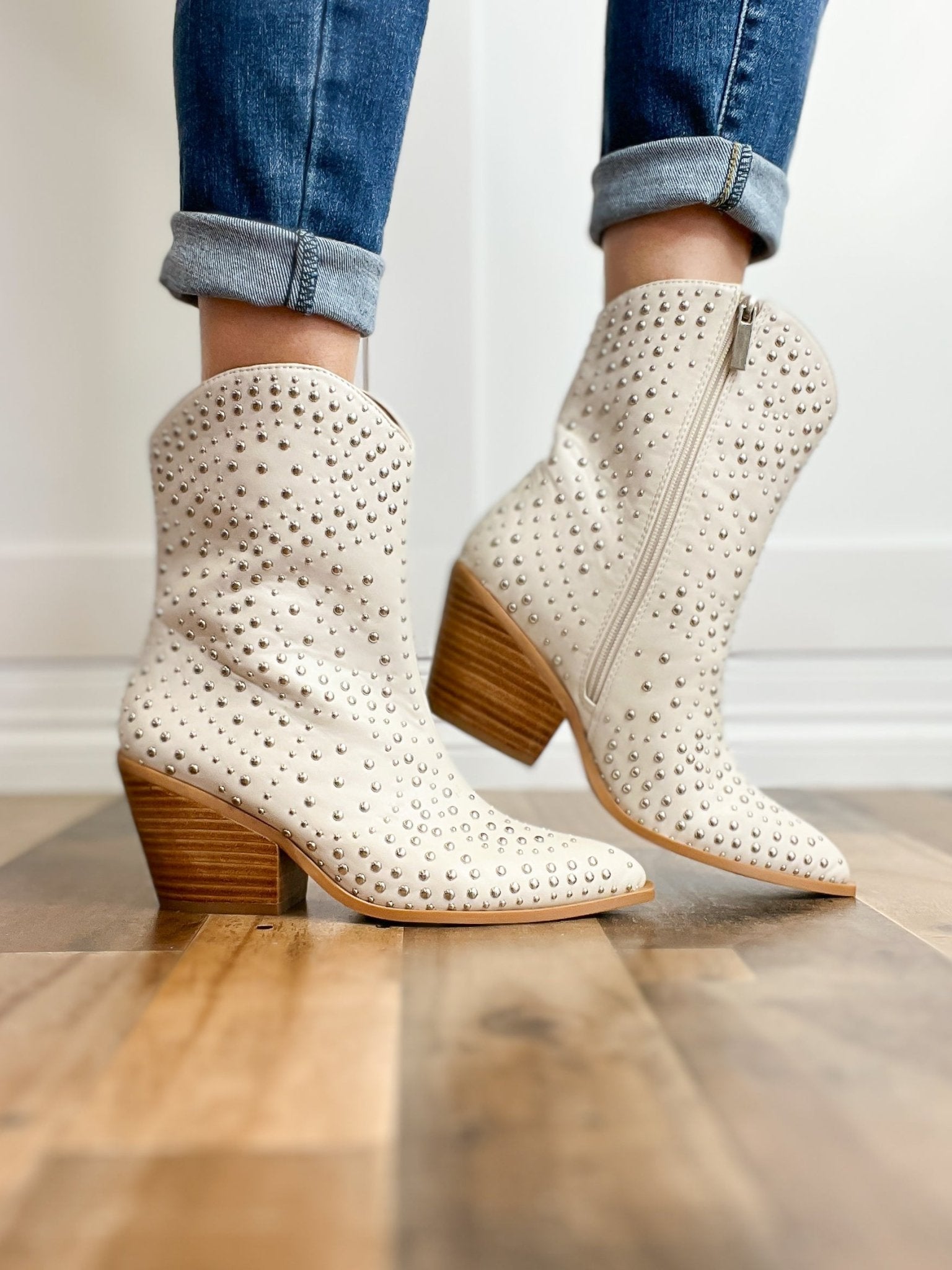 LOWLIGHTS - Uptown Boutique Ramona